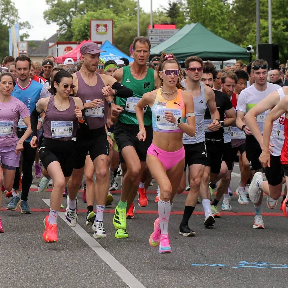 EVL-Halbmarathon in Leverkusen: 6000 Läufer machen Halbmarathon zu echtem Sportspektakel