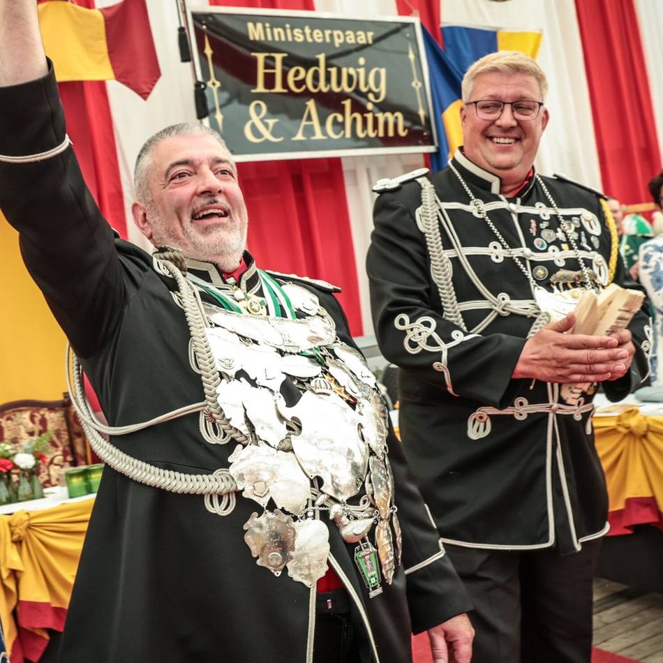 Vier neue Majestäten in Kaarst: Jürgen Esser ist neuer Schützenkönig
