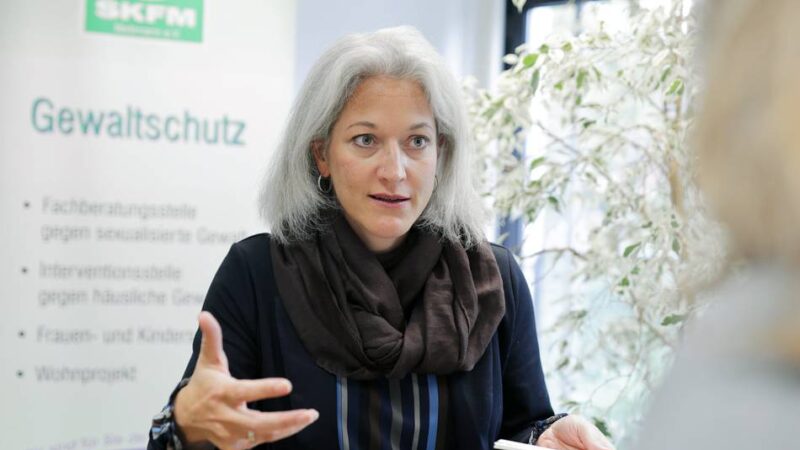 Haushalt in Mettmann: Mettmann streicht Mittel für Flüchtlingsarbeit und Senioren