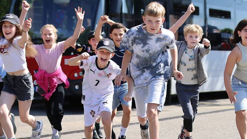 Busschule für Kinder aus Hilden: Rheinbahn macht 550 Grundschüler fit für den Bus
