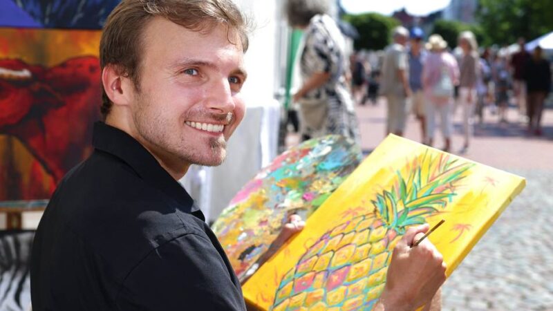 Künstlermarkt und Streetfood Festival: Hilden verbindet Kunst und kulinarische Spezialitäten