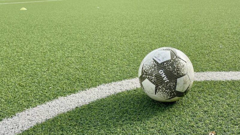 Fußballvereine in Wermelskirchen: „In den Farben getrennt, im Herzen vereint“