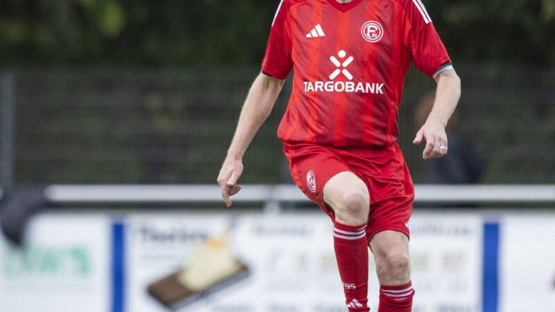 „Fortuna hat sich selbst zerlegt“: Backhaus schlägt Alarm nach Abstieg – Hennings erschüttert