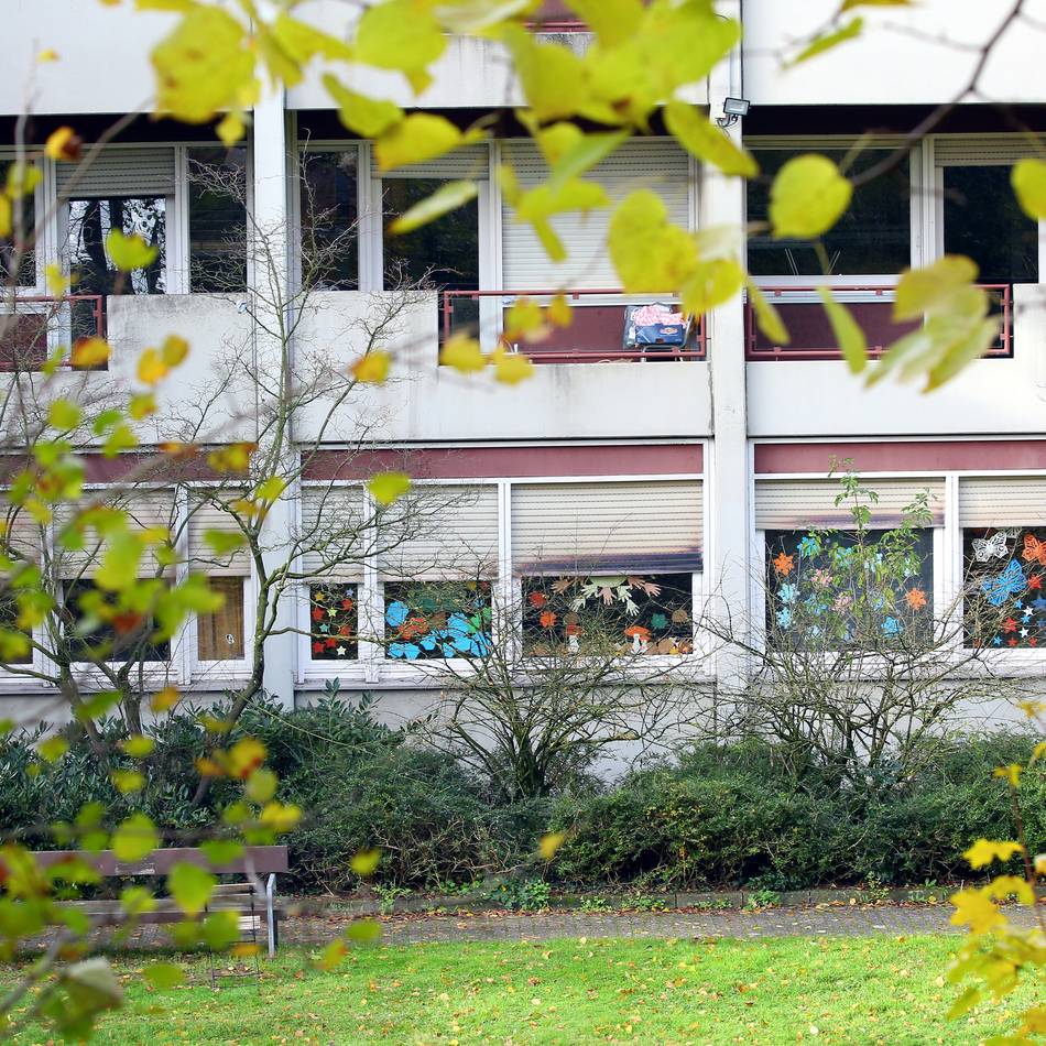 Flüchtlingsunterkunft in Rheinberg-Orsoy: Gereizte Stimmung in der Bürgersprechstunde