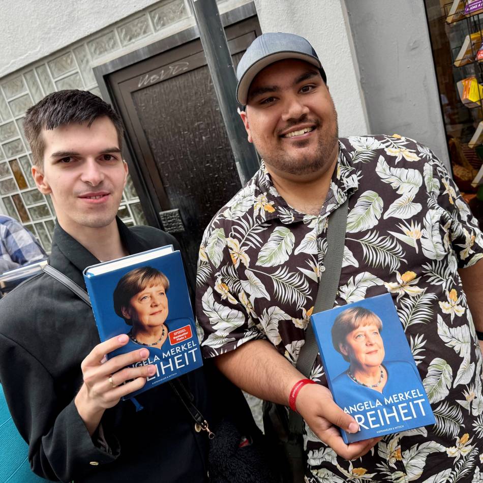Lange Warteschlange für Angela Merkel in Neuss: „Ich finde, sie hat viel für das Land getan“