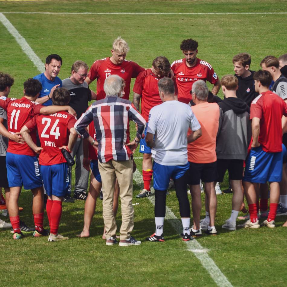 „Entscheidung kam aus dem Nichts“: 1. FC Kleve muss kurz vor dem Trainingsauftakt einen Rückschlag verkraften