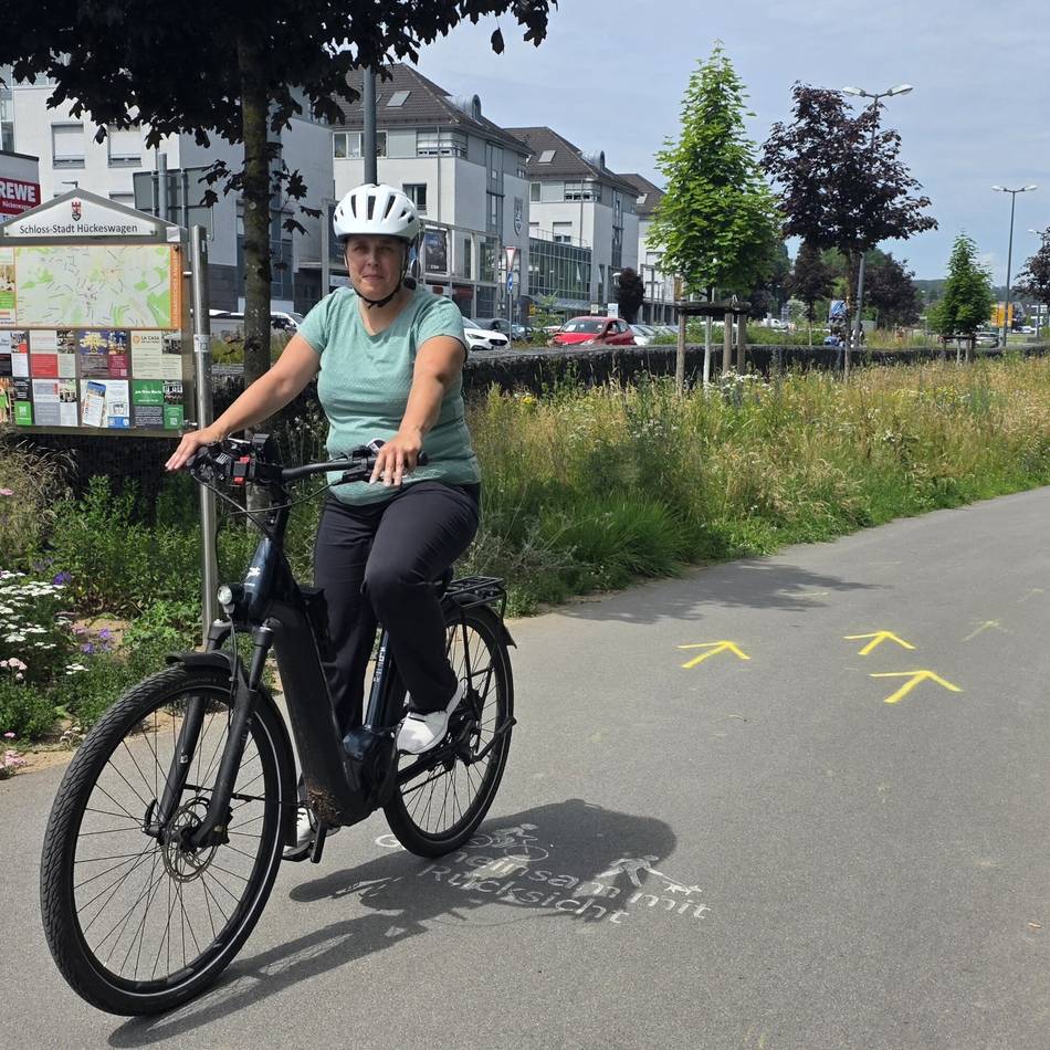 Radelnd zur Arbeit in Hückeswagen: Wie die alte Bahnstrecke Pendler aufs Rad bringt