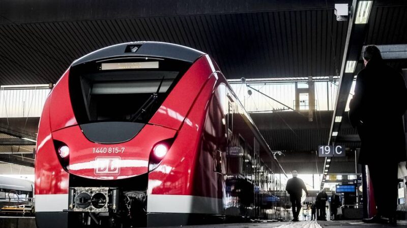 S11 und weitere Linien betroffen: Signalstörung trifft Zugverkehr zwischen Düsseldorf und Neuss