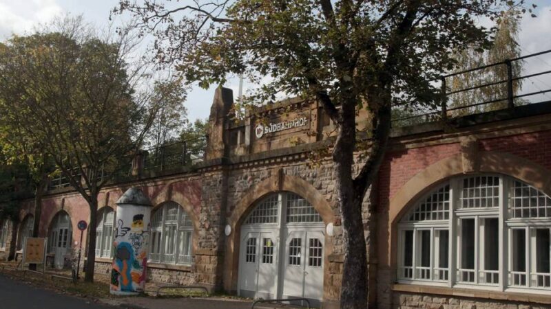 Kulturrucksack in Krefeld: Architektour für Jugendliche mit der Jugendkunstschule