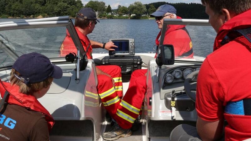 DLRG-Ortsverein in Radevormwald: Sponsorenschwimmen für ein neues Motorrettungsboot
