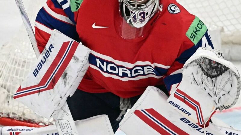 Ex-DEG-Goalie brilliert für Norwegen: WM-Halbfinale gegen die Schweiz – Haukelands Spiel des Lebens