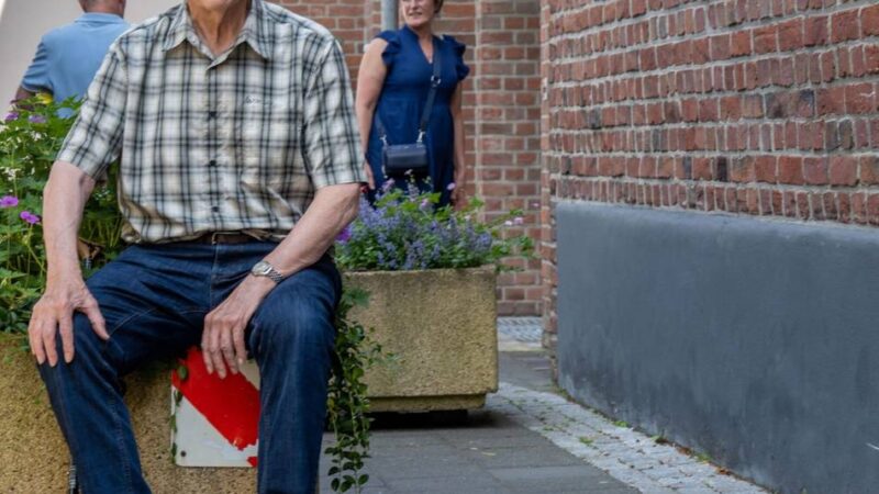 Nur noch für Fußgänger: Blumenkübel in der Moorenringgasse sind weg