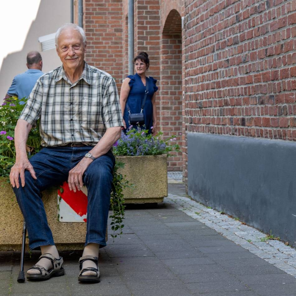 Nur noch für Fußgänger: Blumenkübel in der Moorenringgasse sind weg