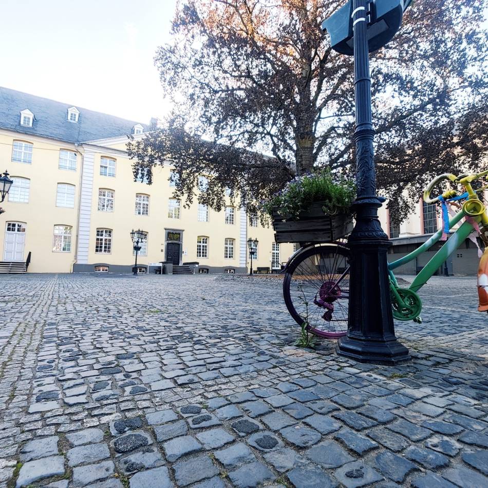 Ausstellung im Rathaus Brüggen: Kunst von Menschen mit Behinderung