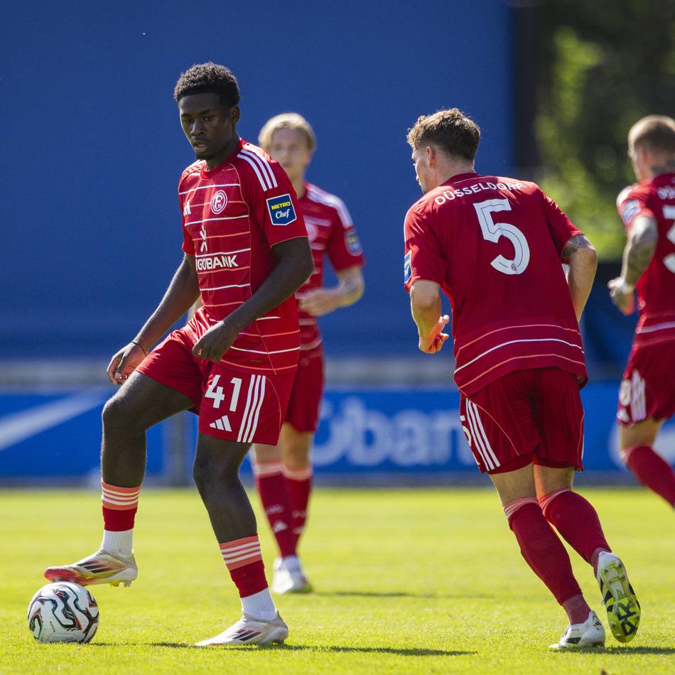 Verstärkt den Profikader: Belohnung für Zehn-Tore-Saison – Fortuna setzt auf Sturm-Talent