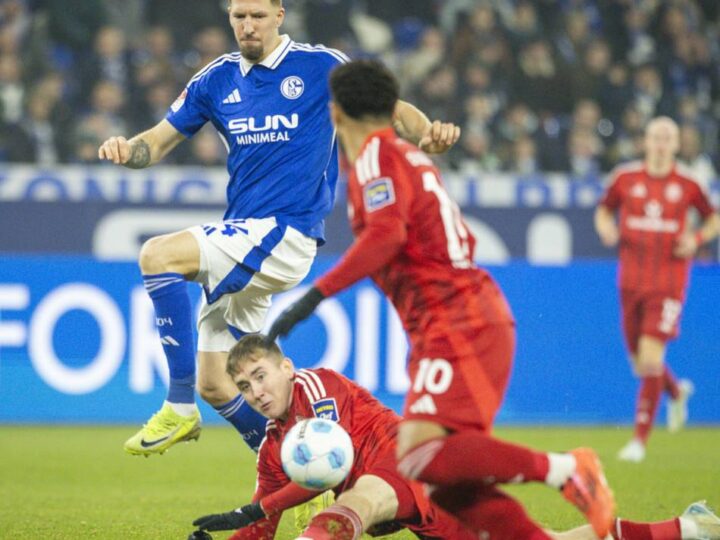 Auch andere Klubs waren interessiert: Fortuna wollte Schalke-Wackelkandidat – Transfer-Absage aus zwei Gründen