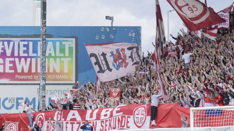 „Brandherd aktiv entgegenwirken“: Ultras mit eindringlichem Drittliga-Appell – Seitenhieb gegen Fortuna-Spieler