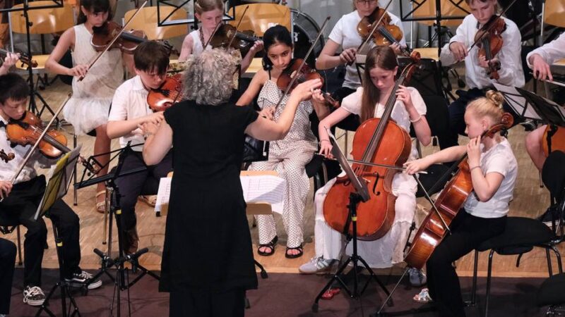 Stadtjubiläum Ratingen: Musikschule stemmt 750-Minuten-Konzert mit Bravour