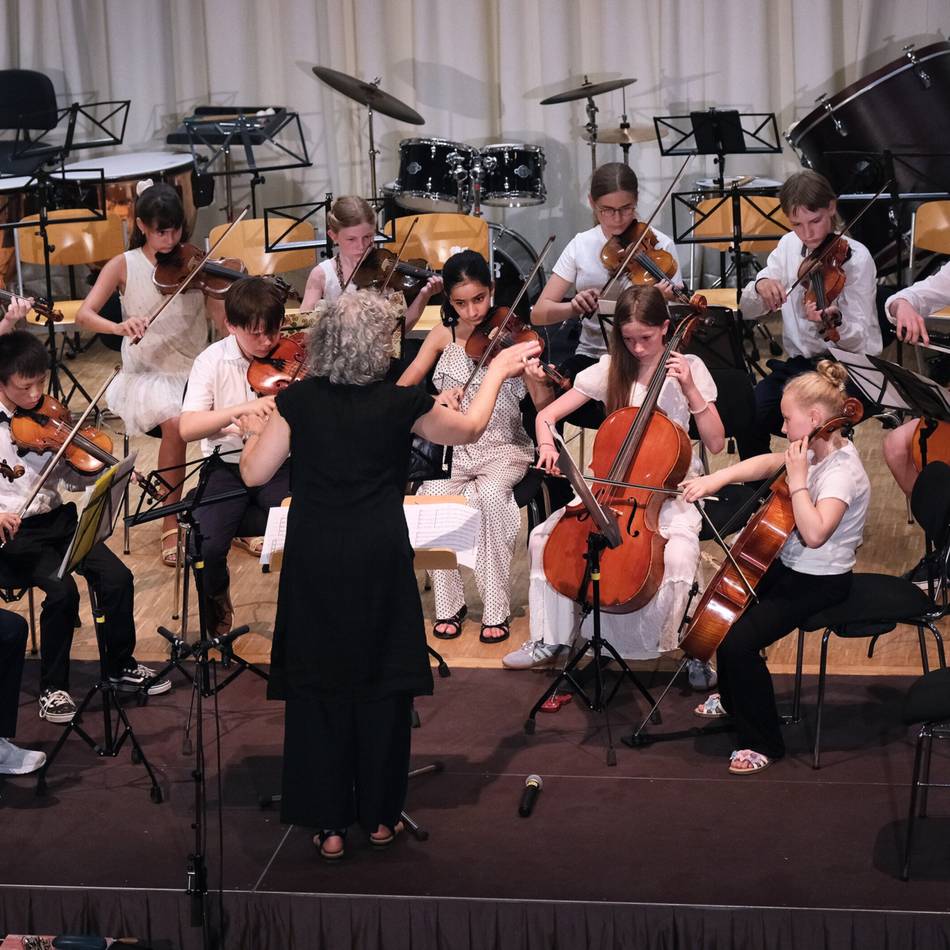 Stadtjubiläum Ratingen: Musikschule stemmt 750-Minuten-Konzert mit Bravour