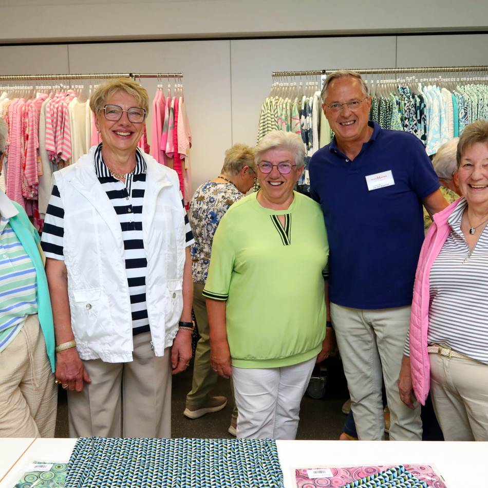 Seniorentreff Borth: Modemobil bringt Sommerfrische