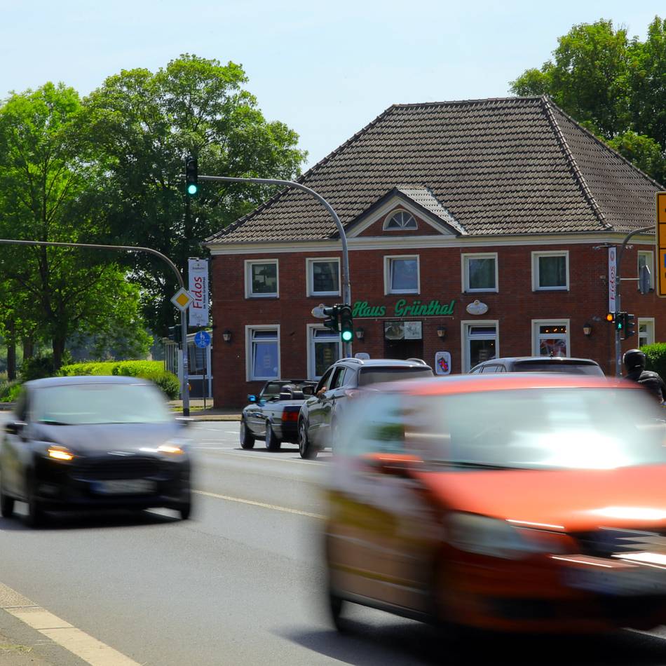 Verkehrsbehinderungen in Alpen und Xanten: B57 wird zwischen Alpen und Birten saniert