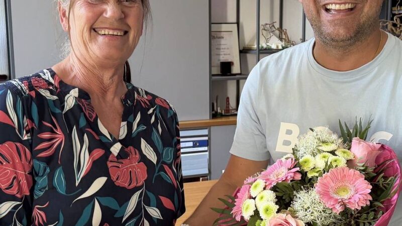 Schiedsamt in Anrath: Bürgermeister gratuliert Schiedsfrau Eva Peters zur Wiederwahl
