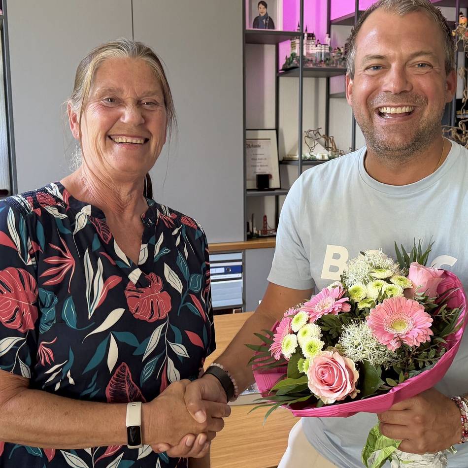 Schiedsamt in Anrath: Bürgermeister gratuliert Schiedsfrau Eva Peters zur Wiederwahl