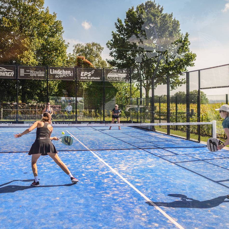 Sportanlage in Kranenburg: Padelanlage am Sportplatz öffnet noch im Sommer 2026