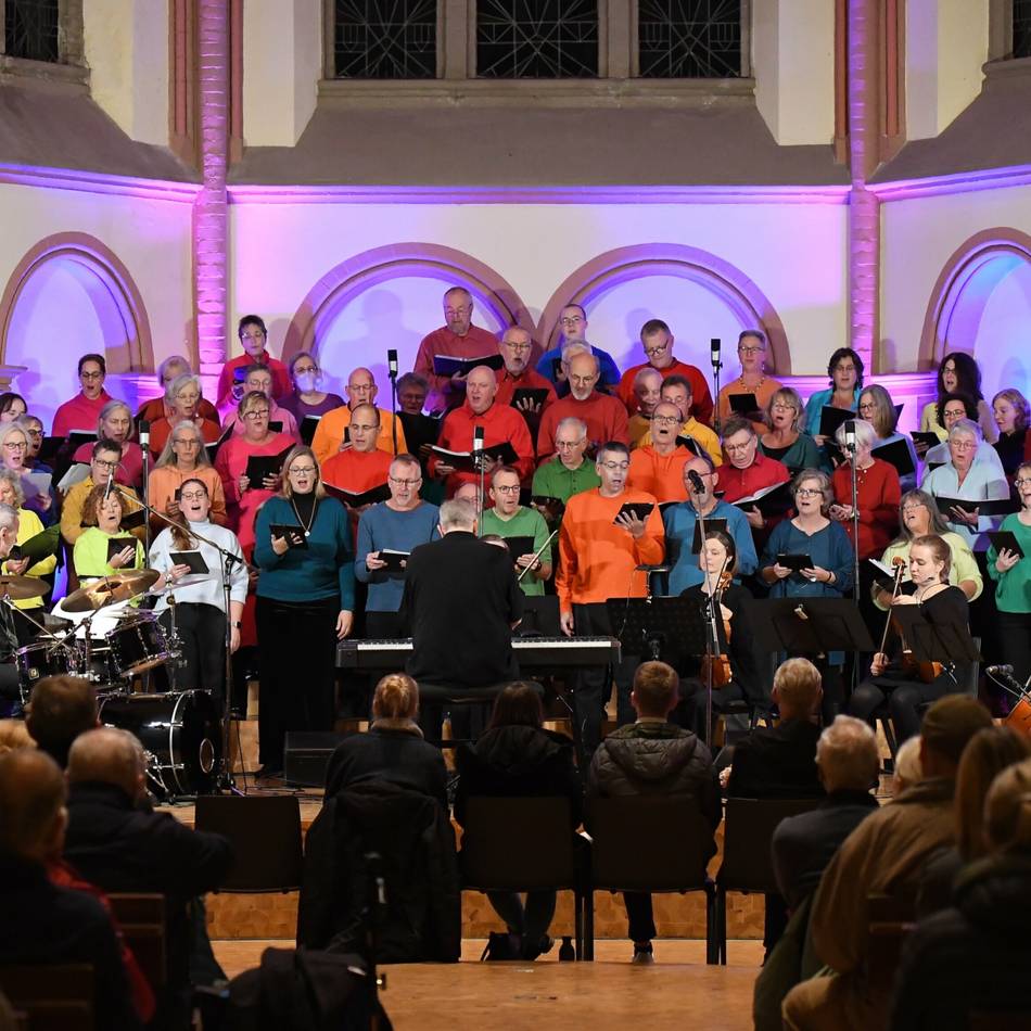 Für Hospiz und Radevormwalder Musikschule: Benefiz-Chorkonzert in der lutherischen Kirche
