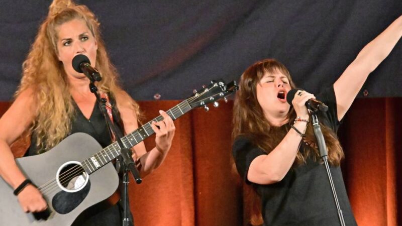 Comedy-Duo in Mönchengladbach: „Suchtpotenzial“ sind garantiert nicht männerfeindlich