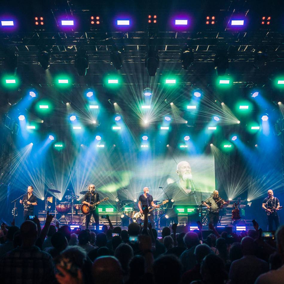 Konzert in Mönchengladbach: Santiano segelt mit Rock und Shantys in den Sparkassenpark