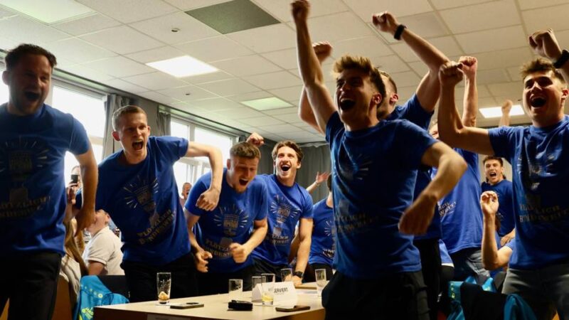 1:1 gegen Hilden ist Nebensache: „Megageil“ – SC St. Tönis feiert Frankfurt als Traumgegner