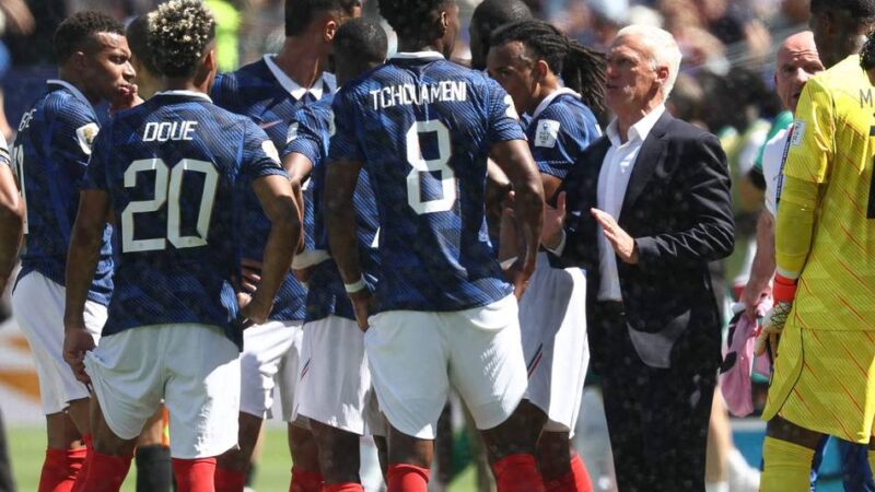 Beobachtungen von der Tribüne: Revolution des Fußballs? Was im Stadion während der Trinkpause passiert