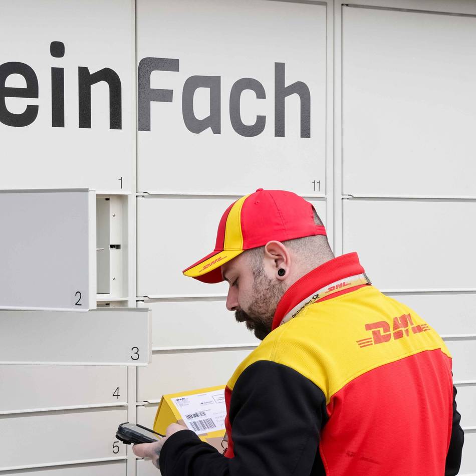 Versand in Meerbusch: Neuer Paketautomat für DHL und UPS in Osterath