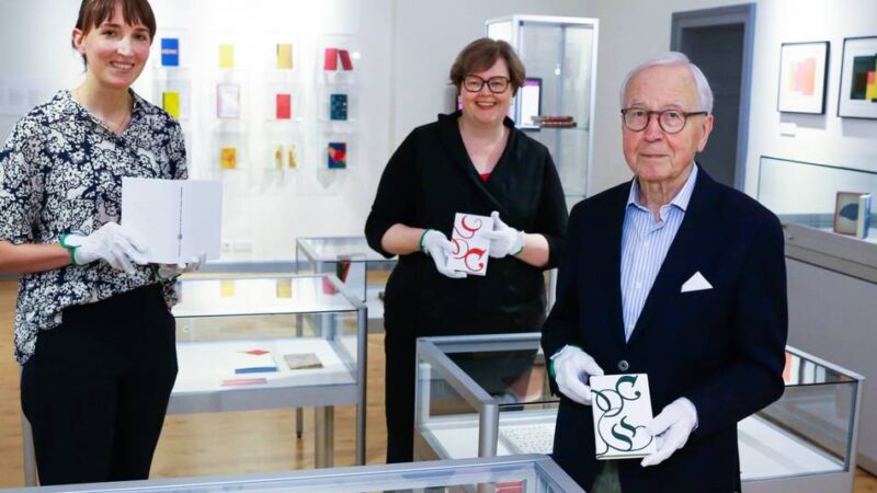 Ausstellung in Düsseldorf: Schönheitsschub durch schöne Schuber