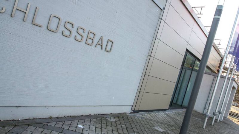 Angebot für Kinder und Jugendliche: Ratsbündnis setzt sich für Sommerferienticket im Schlossbad ein