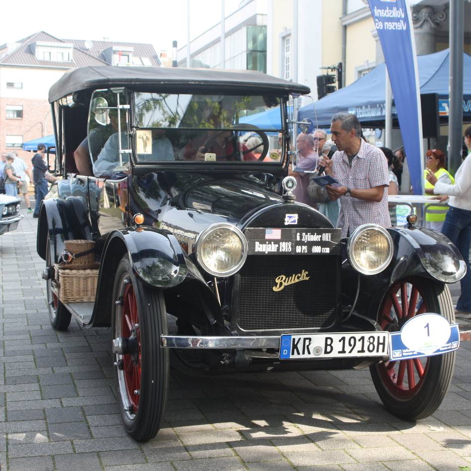 Oldtimerrallye in Viersen: Über das zweite Leben alter Autos