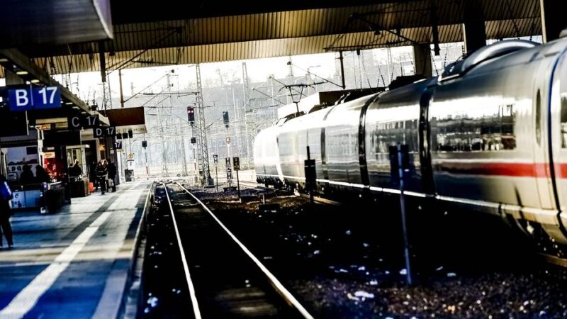 Was Reisende wissen müssen: S-Bahn-Strecke zwischen Hagen und Düsseldorf wird gesperrt