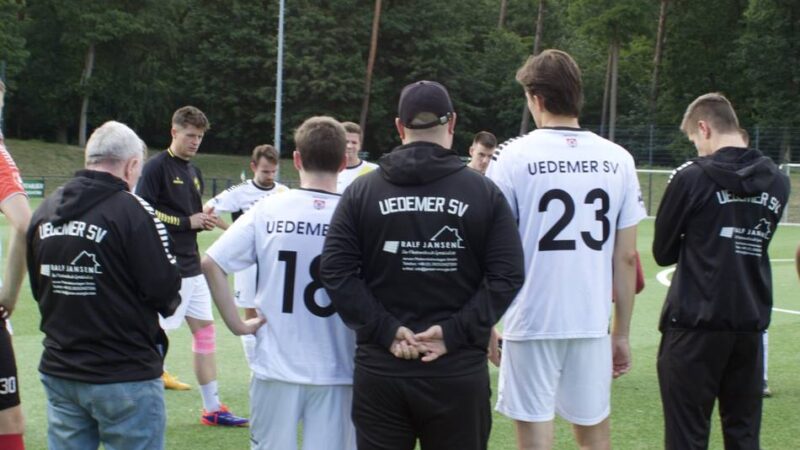 Meister erwischt Blitzstart: Das Titelrennen ist schon nach 21 Minuten entschieden