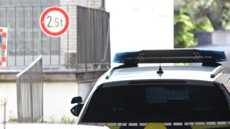 Durchsuchungsbeschlüsse vollzogen: Zoll in der Gladbacher Innenstadt im Einsatz – das war der Grund