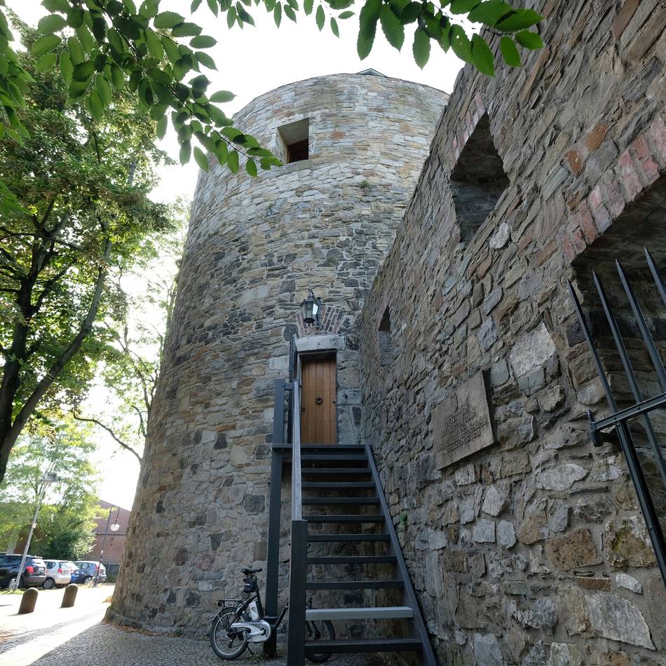 Ratinger Stadtjubiläum:  Kinderspaß beim historischen Turmstraßenfest