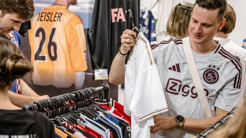 Retro-Boom im Fußball: 300 Euro für WM-Trikot aus den 90ern – „Wir verkaufen hier ganz viel Gefühl“