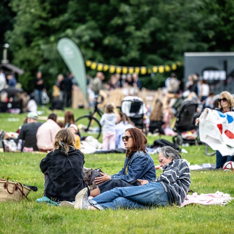 Sommerevent in Düsseldorf: Parklife eröffnet Jubiläumssaison im Hofgarten