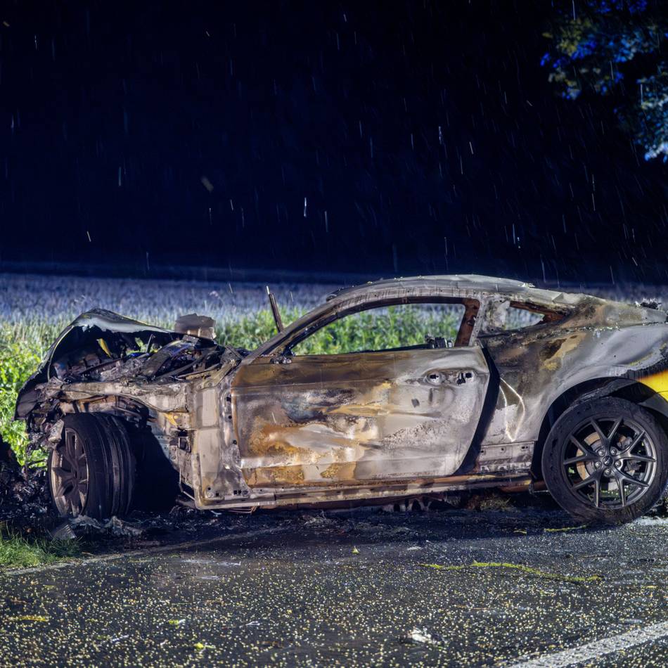Unglück in Winnekendonk: Tödlicher Unfall im gelben Mustang – Identität des Fahrers wohl geklärt
