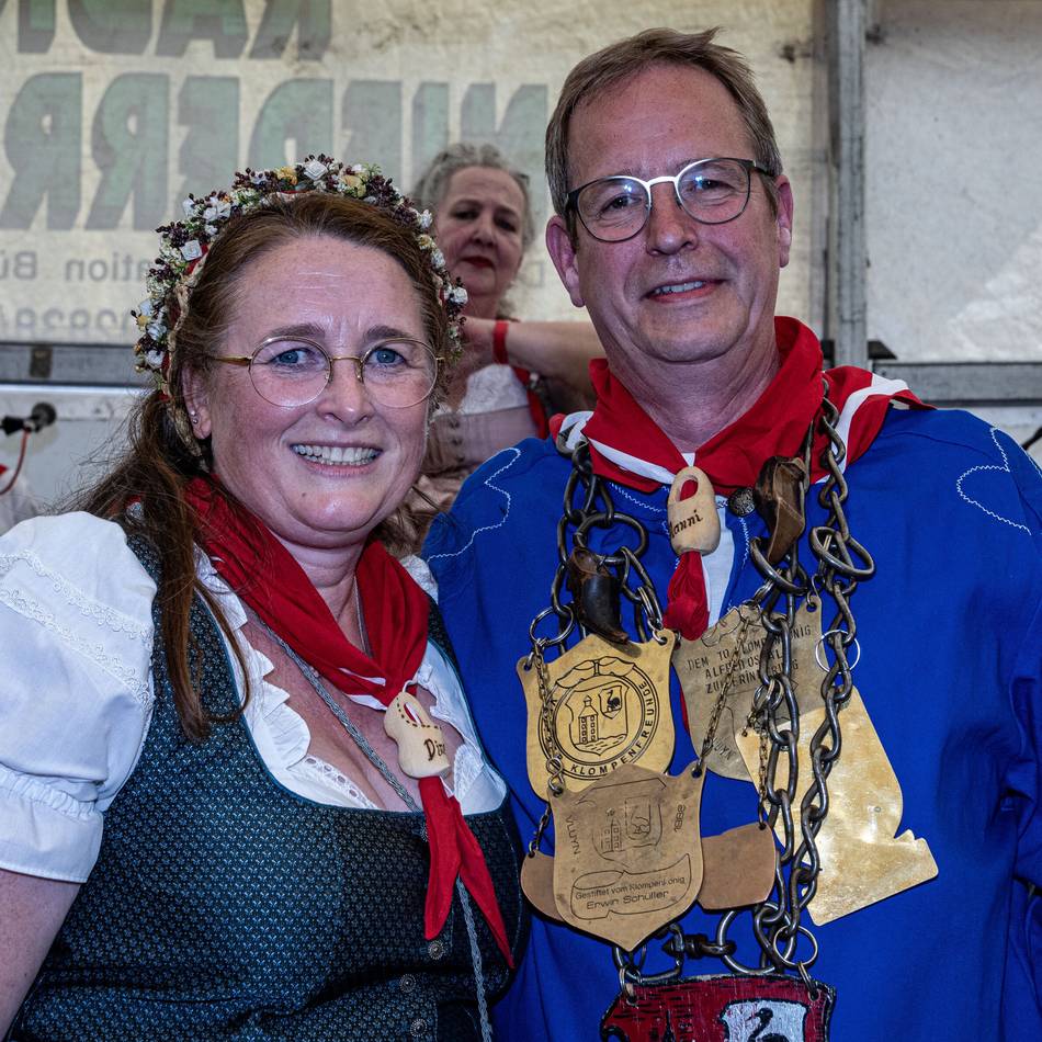 Brauchtum in Neukirchen-Vluyn: Das neue Klompenkönigspaar steht fest
