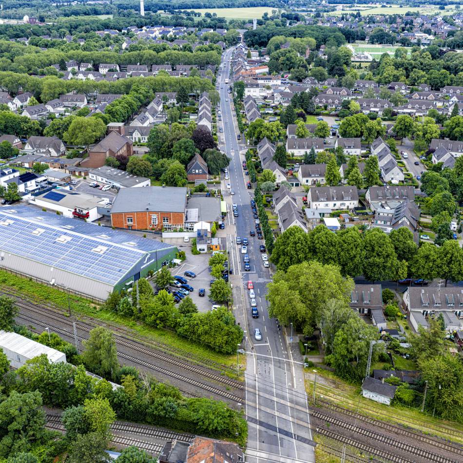 Bismarckstraße in Moers : 60 Parkplätze weniger – dafür mehr Platz zum Radfahren
