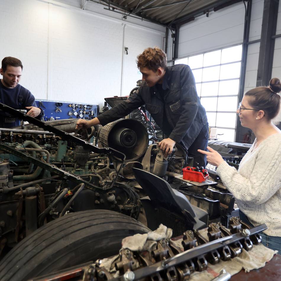 Wirtschaft in Korschenbroich: Fachkräftemangel bei höherer Arbeitslosigkeit