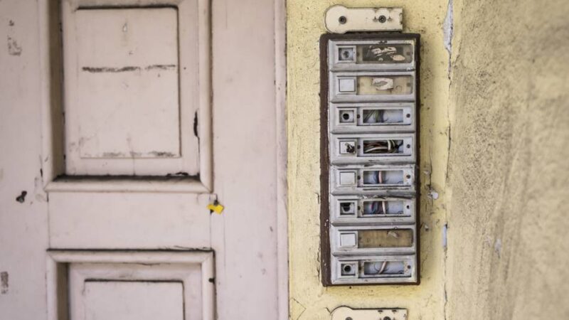 Arbeit der Wohnungsaufsicht Düsseldorf: Illegale Ferienwohnungen oder Leerstand – Sechsstellige Bußgelder drohen