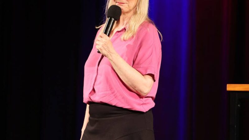 Auftritt in Mönchengladbach: Barbara Ruscher – Comedy mit Ohrwurmgarantie