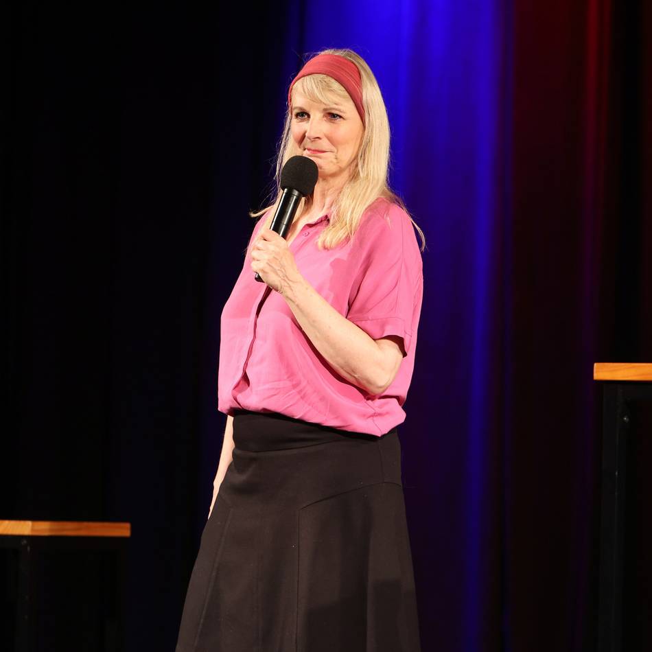 Auftritt in Mönchengladbach: Barbara Ruscher – Comedy mit Ohrwurmgarantie
